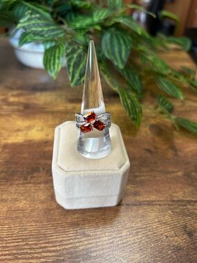 Bomb Party January 2026 Rhodium Ring, Size 8